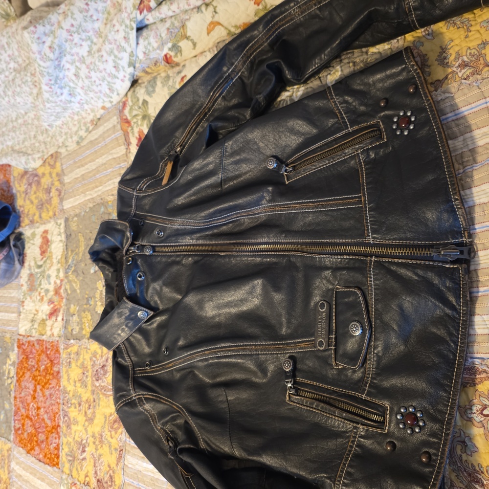 Harley-Davidson Black Leather Jacket with Brown Stitching - Picture 9 of 11